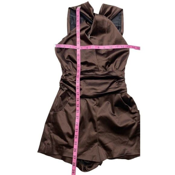 Bebe Brown Satin Halter Knot Front Stretch Romper Jumper‎ Sz 4 - Picture 7 of 8